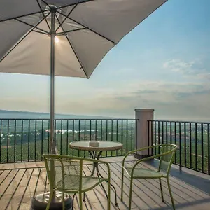 Marixa Hotel